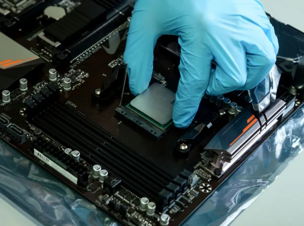 assembly-configuration-and-repair-of-personal-com-2025-03-19-20-01-24-utc